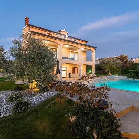 Villa Gambin