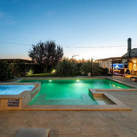 Gambin Villa *