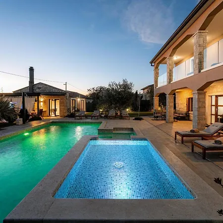 Gambin Villa Kaštelir