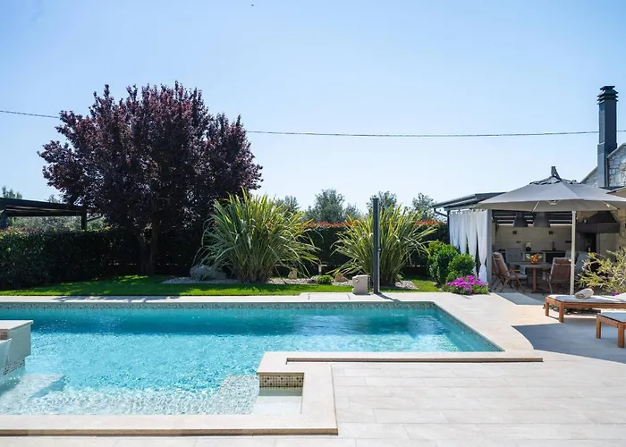 빌라 Gambin Kaštelir